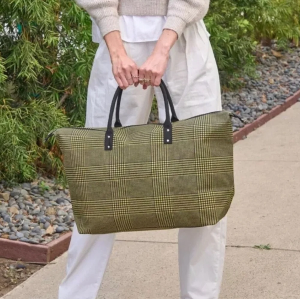 Lulu Dharma Green Plaid Frasier Weekender Tote Travel Bag Duffel NWT Canvas - Picture 3 of 5